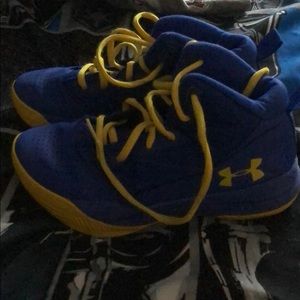 I am selling Stephen Curry basketball shoes